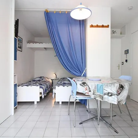 شقة T1 Avec Loggia Au Sud, Calme, Pres Centre-ville, Garage, Bien Equipe - Fr-1-553-58 *