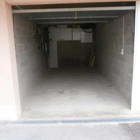 شقة T1 Avec Loggia Au Sud, Calme, Pres Centre-ville, Garage, Bien Equipe - Fr-1-553-58